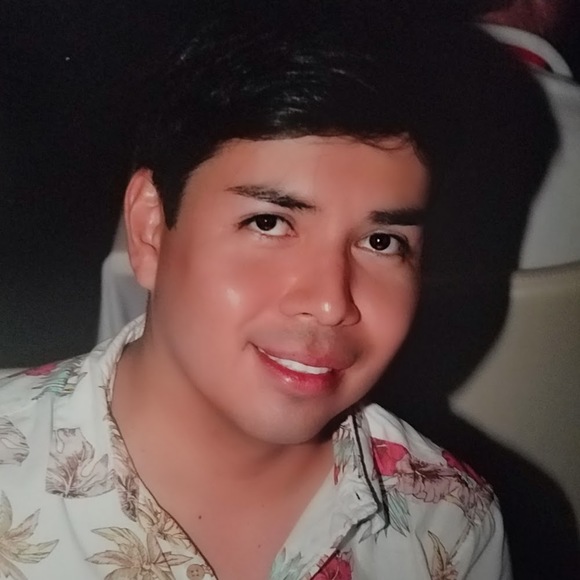 Meet your Posher, Daniel - Picture 1 of 1